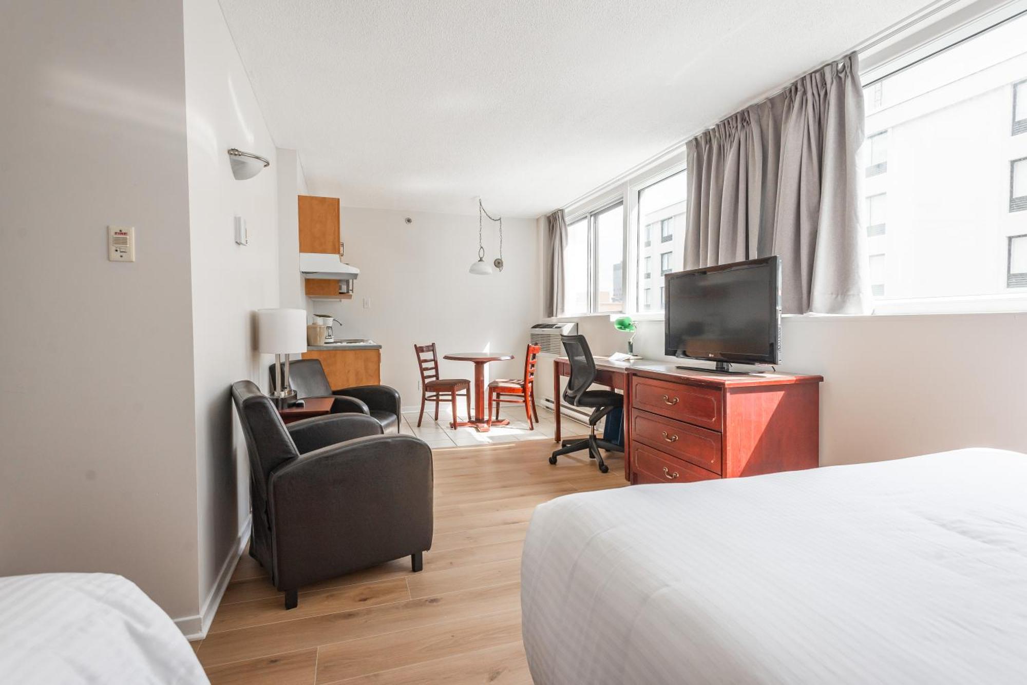 Hotel Les Suites Labelle Montreal Exterior foto